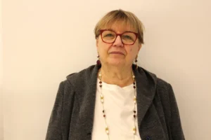 Silvana Sapere, Gestione da Ottica De Cusatis a Salerno